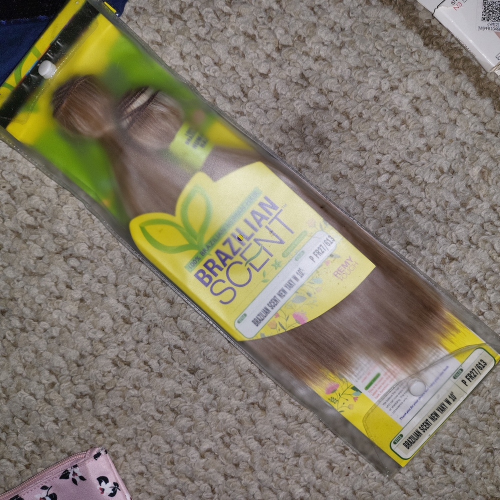 Hair extensions - Picture 3 of 3